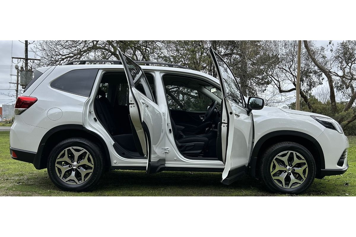 2022 Subaru Forester 2.5i S5