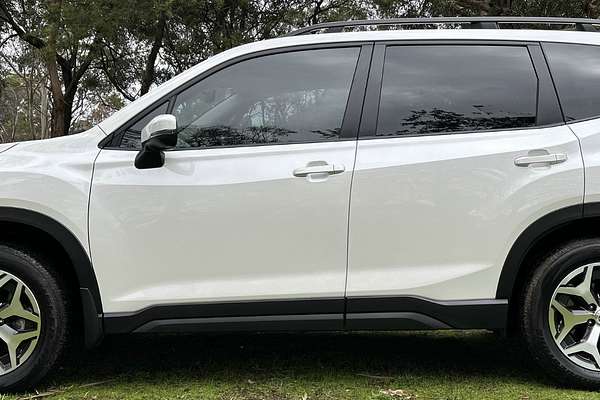 2022 Subaru Forester 2.5i S5