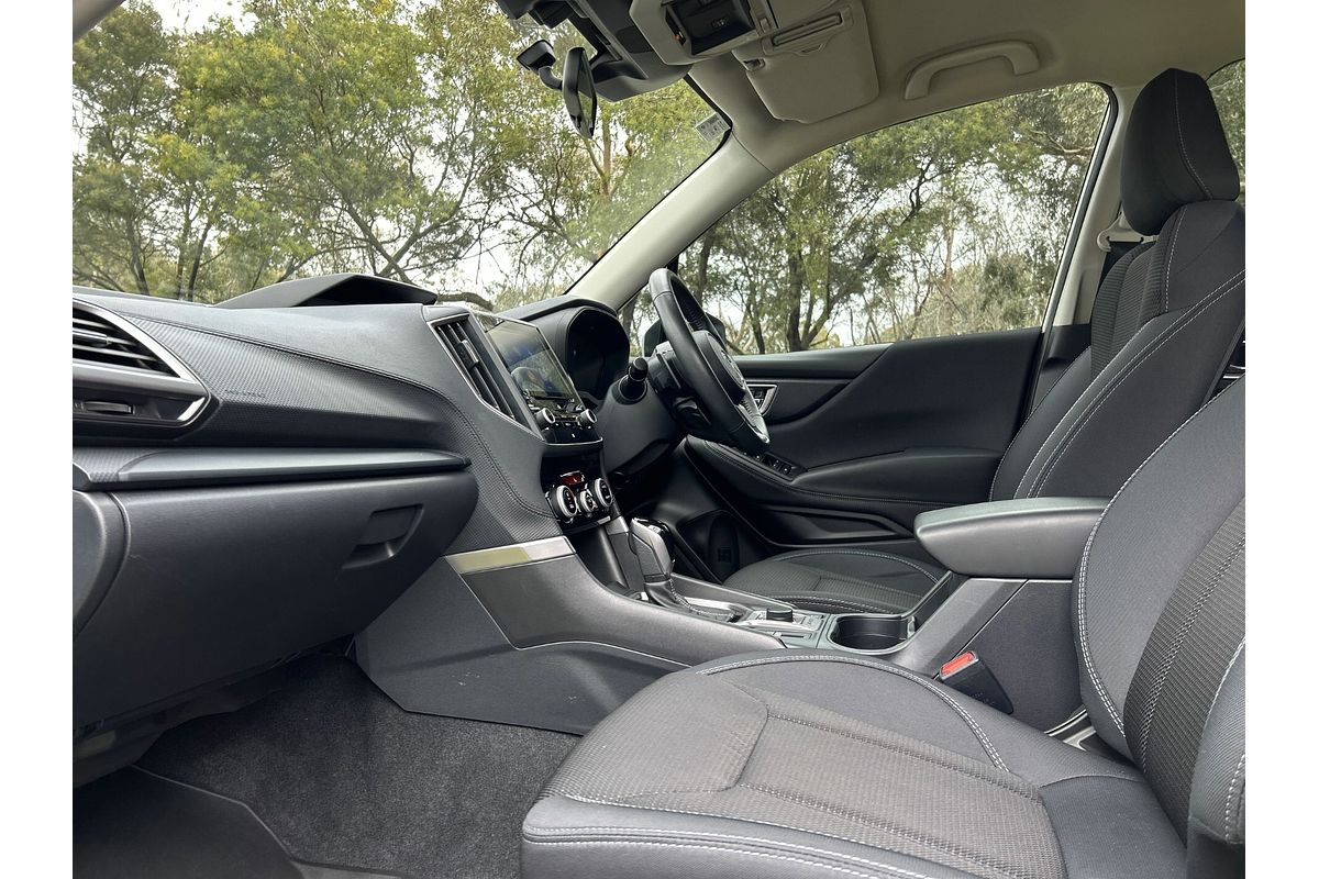 2022 Subaru Forester 2.5i S5