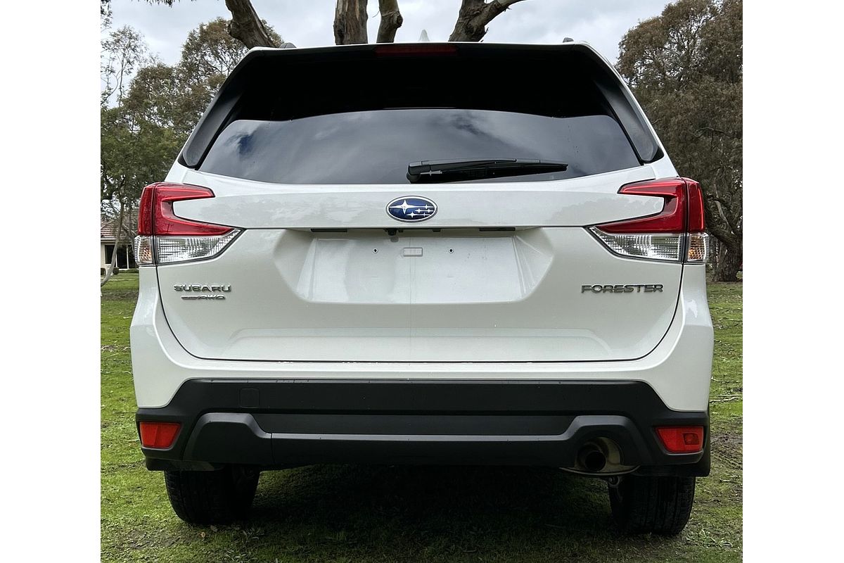 2022 Subaru Forester 2.5i S5