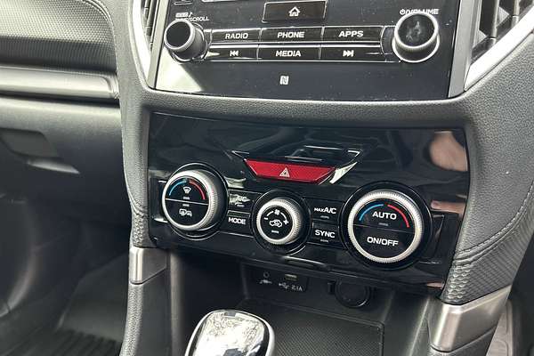 2022 Subaru Forester 2.5i S5