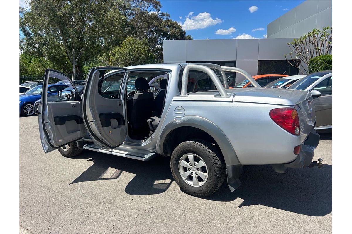 2007 Mitsubishi Triton GLX-R ML 4X4