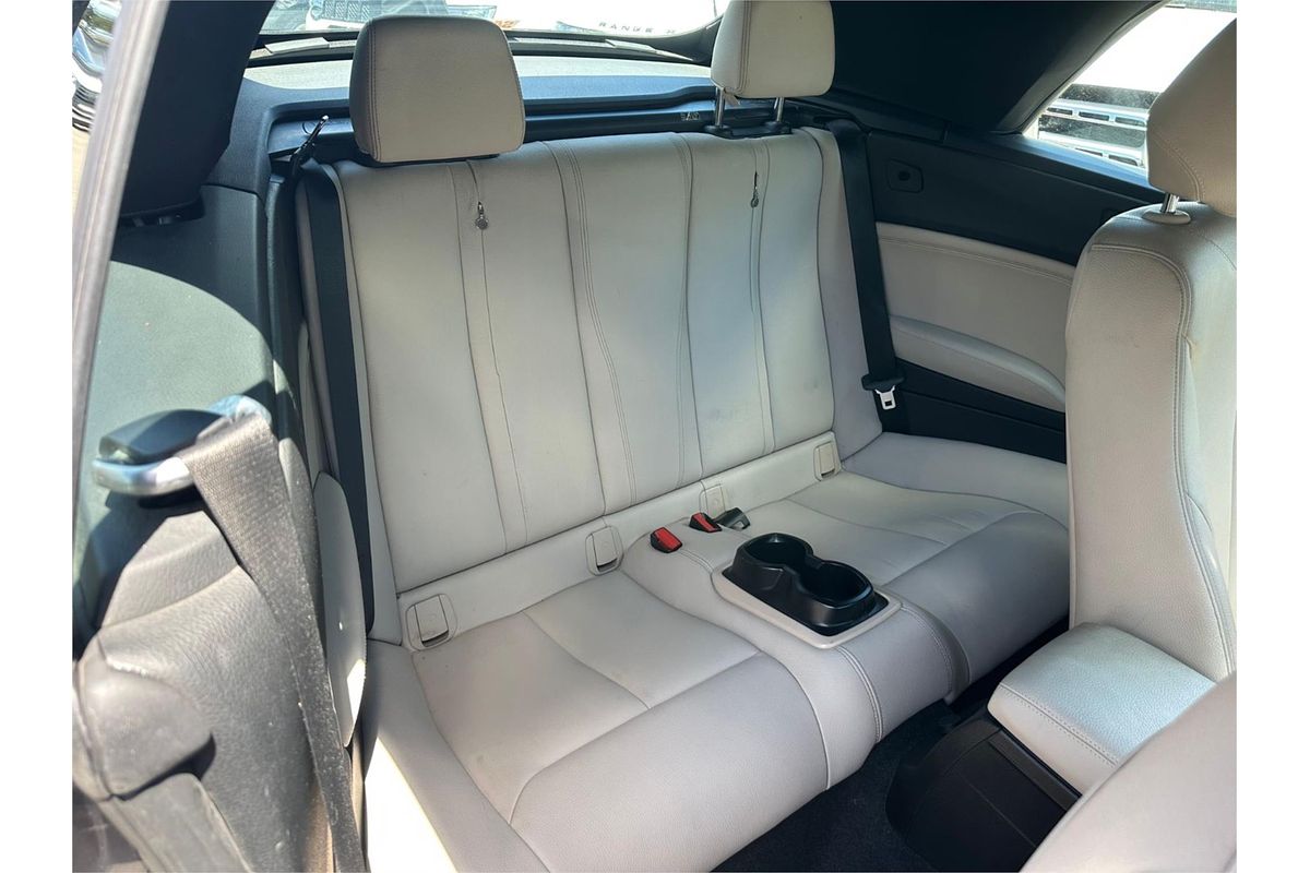 2015 BMW 2 20i LUXURY LINE F23