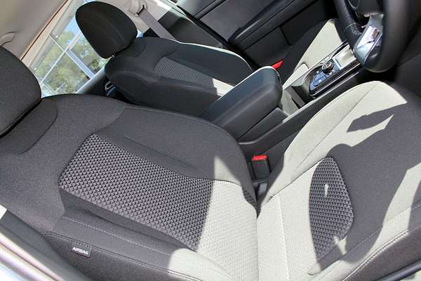 2025 Kia Sportage SX NQ5