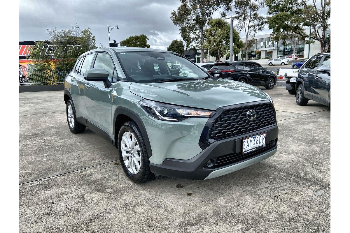 2024 Toyota Corolla Cross GX MXGH10R