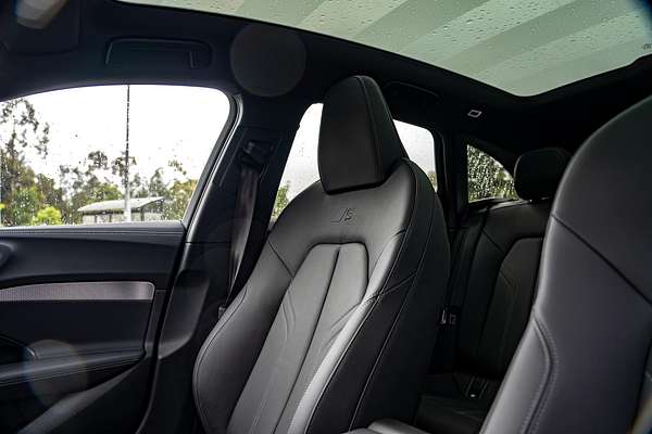 2025 Audi A5 TFSI 200kW S line B10