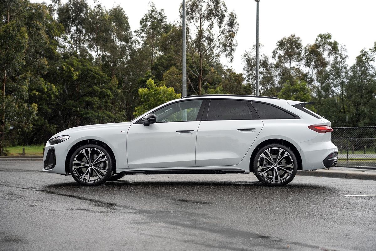 2025 Audi A5 TFSI 200kW S line B10