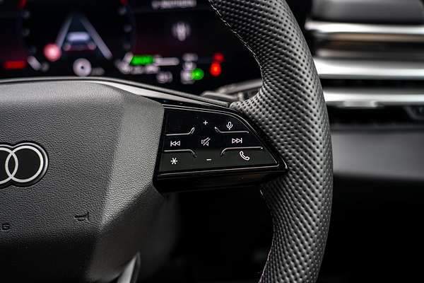 2025 Audi A5 TFSI 200kW S line B10