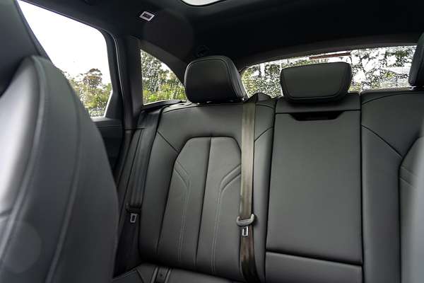 2025 Audi A5 TFSI 200kW S line B10