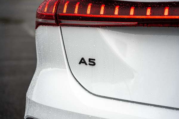 2025 Audi A5 TFSI 200kW S line B10