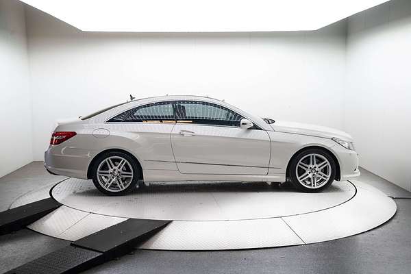 2009 Mercedes-Benz E-Class E500 Avantgarde C207