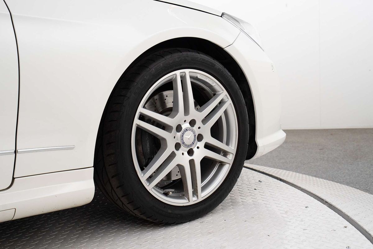 2009 Mercedes-Benz E-Class E500 Avantgarde C207