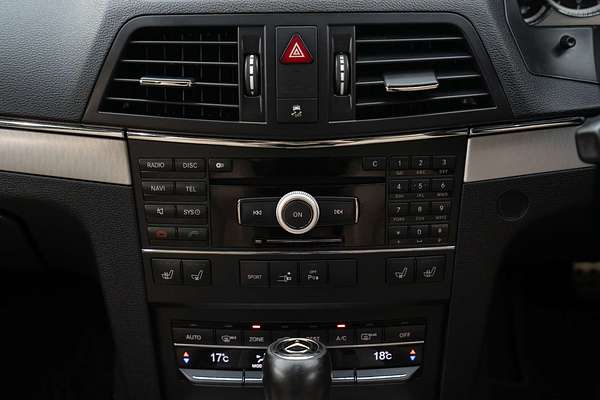 2009 Mercedes-Benz E-Class E500 Avantgarde C207