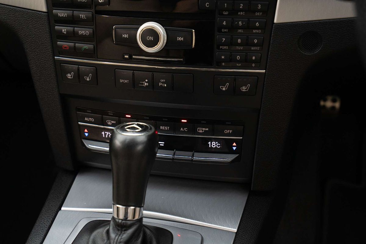 2009 Mercedes-Benz E-Class E500 Avantgarde C207