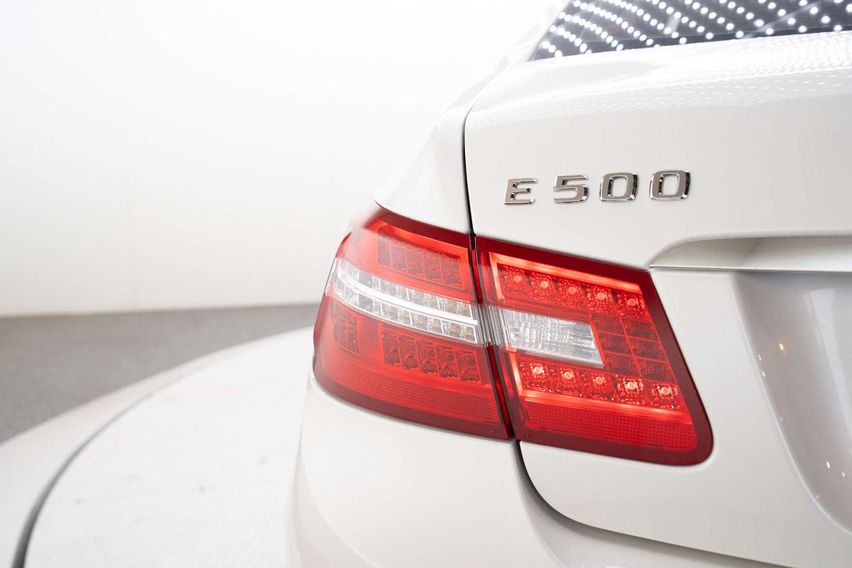 2009 Mercedes-Benz E-Class E500 Avantgarde C207