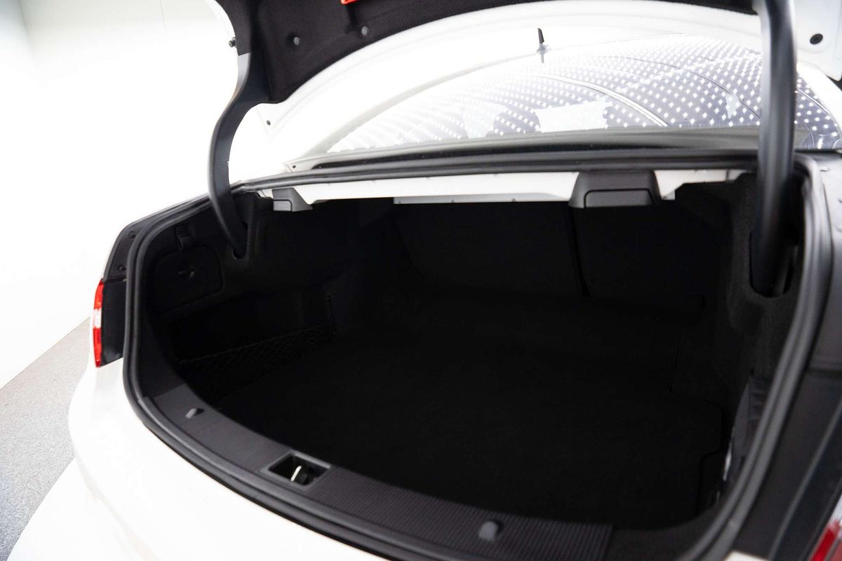 2009 Mercedes-Benz E-Class E500 Avantgarde C207