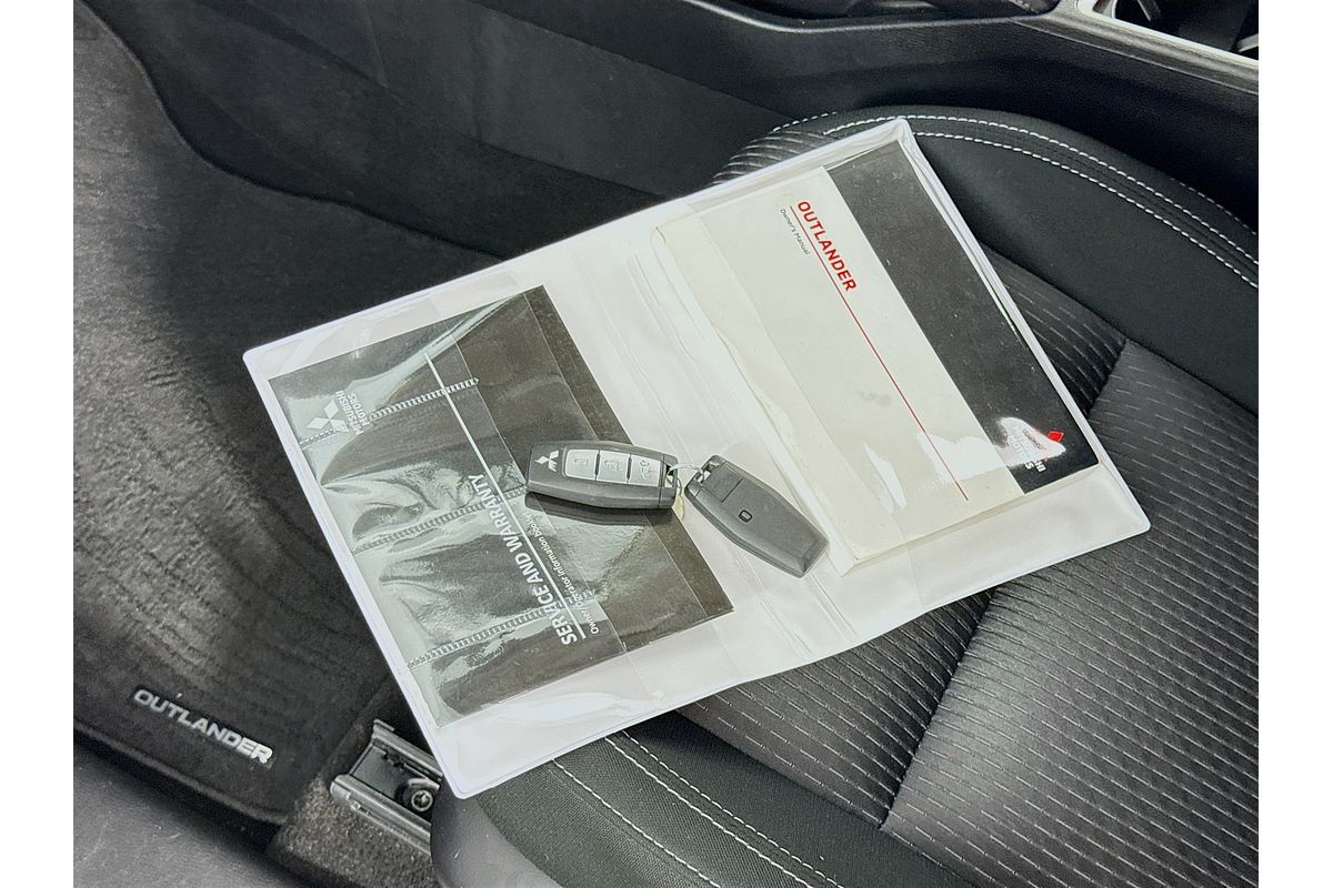 2021 Mitsubishi Outlander LS ZM