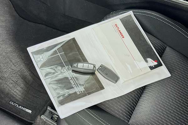 2021 Mitsubishi Outlander LS ZM