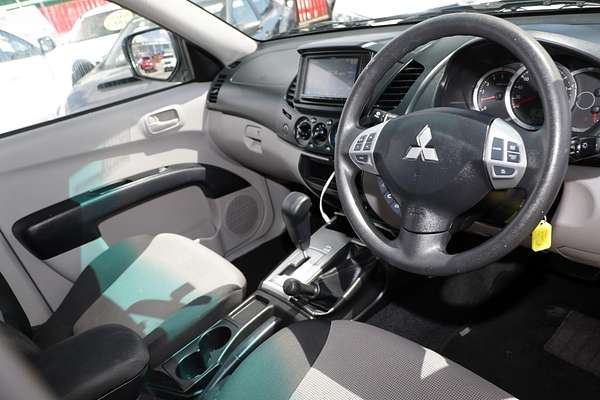 2014 Mitsubishi Triton GLX MN 4X4