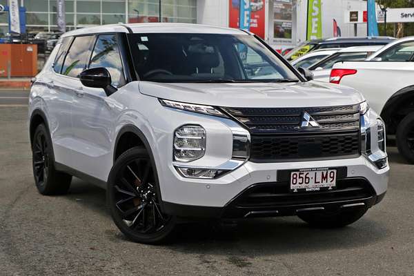 2024 Mitsubishi Outlander LS ZM