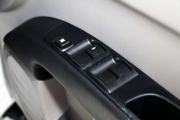 2014 Mitsubishi Triton GLX MN 4X4