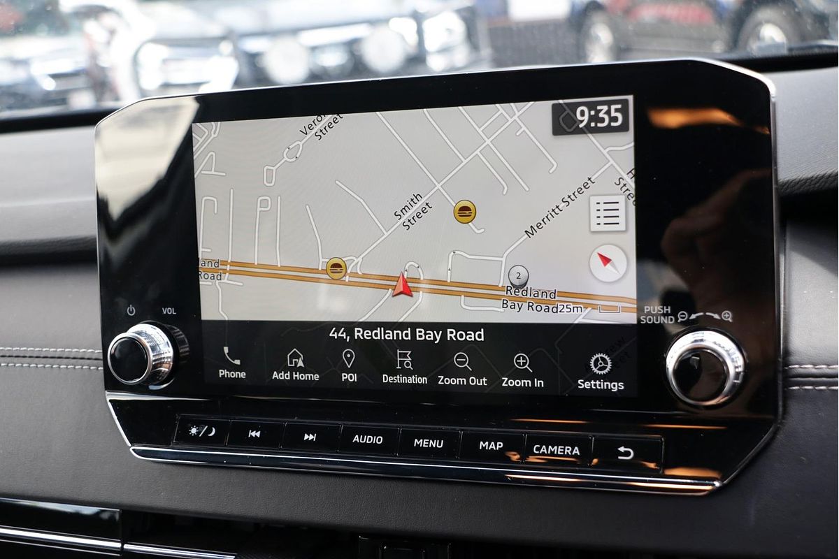 2024 Mitsubishi Outlander LS ZM