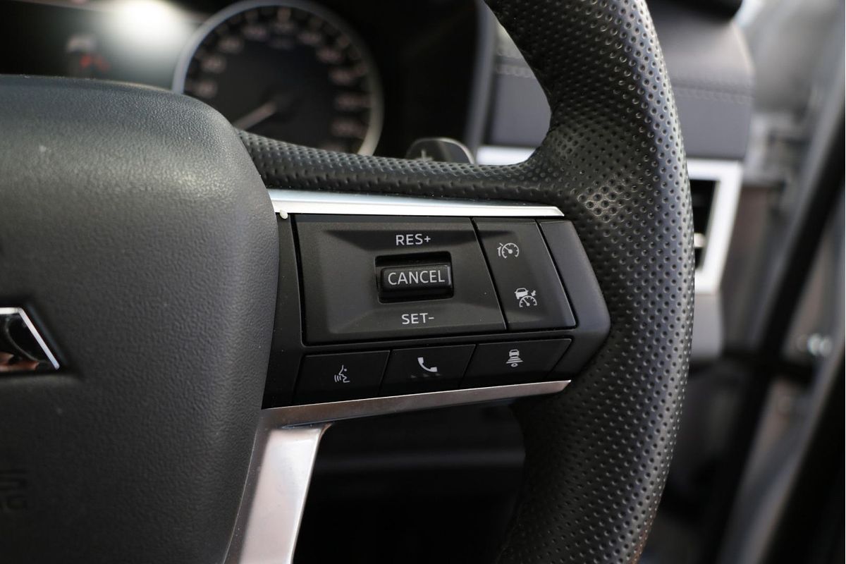 2024 Mitsubishi Outlander LS ZM