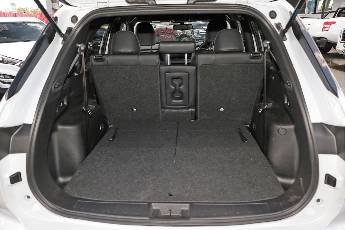 2024 Mitsubishi Outlander LS ZM