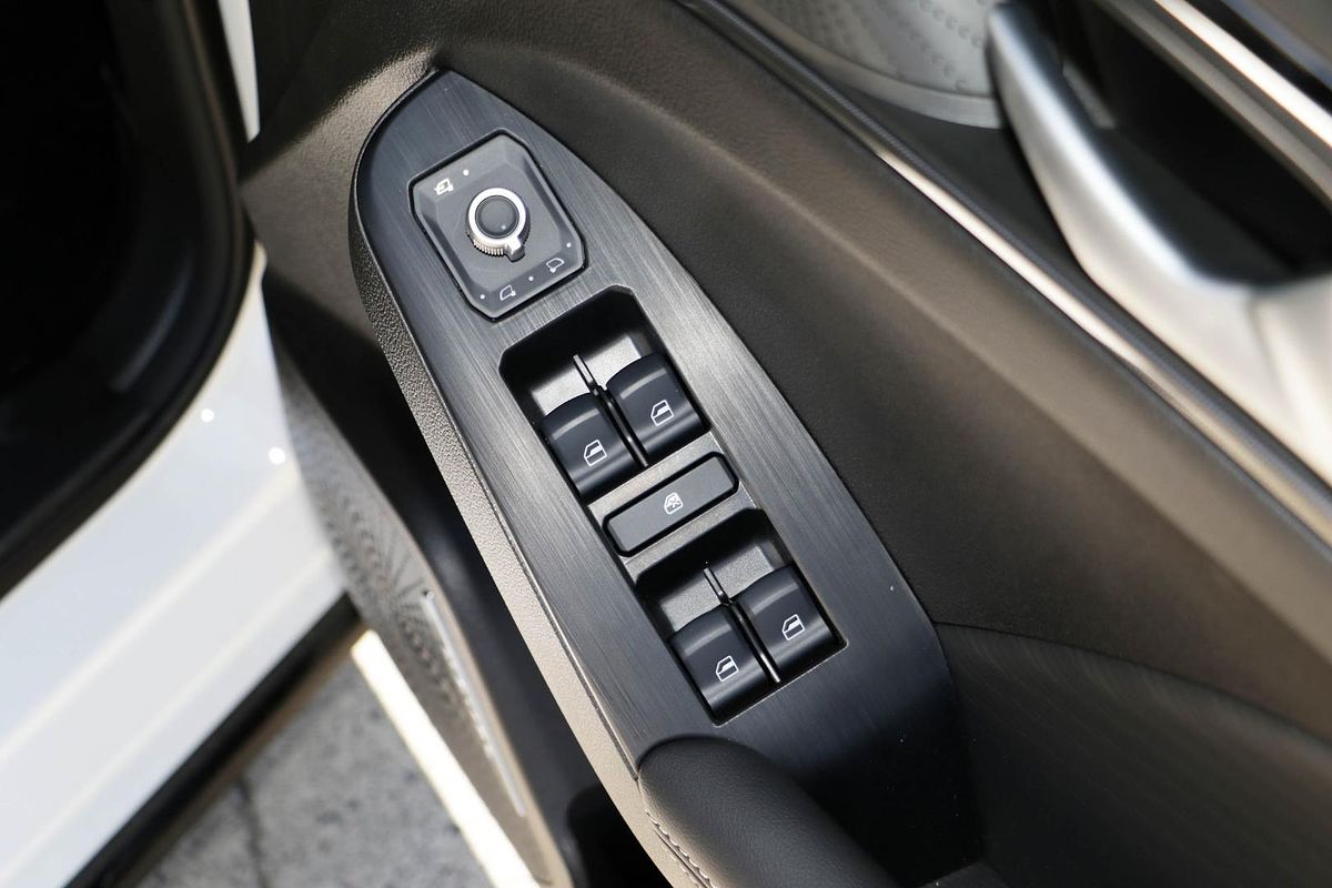 2025 GWM Haval Jolion Ultra Hybrid A02