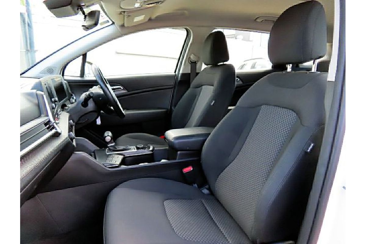 2022 Kia Sportage S NQ5