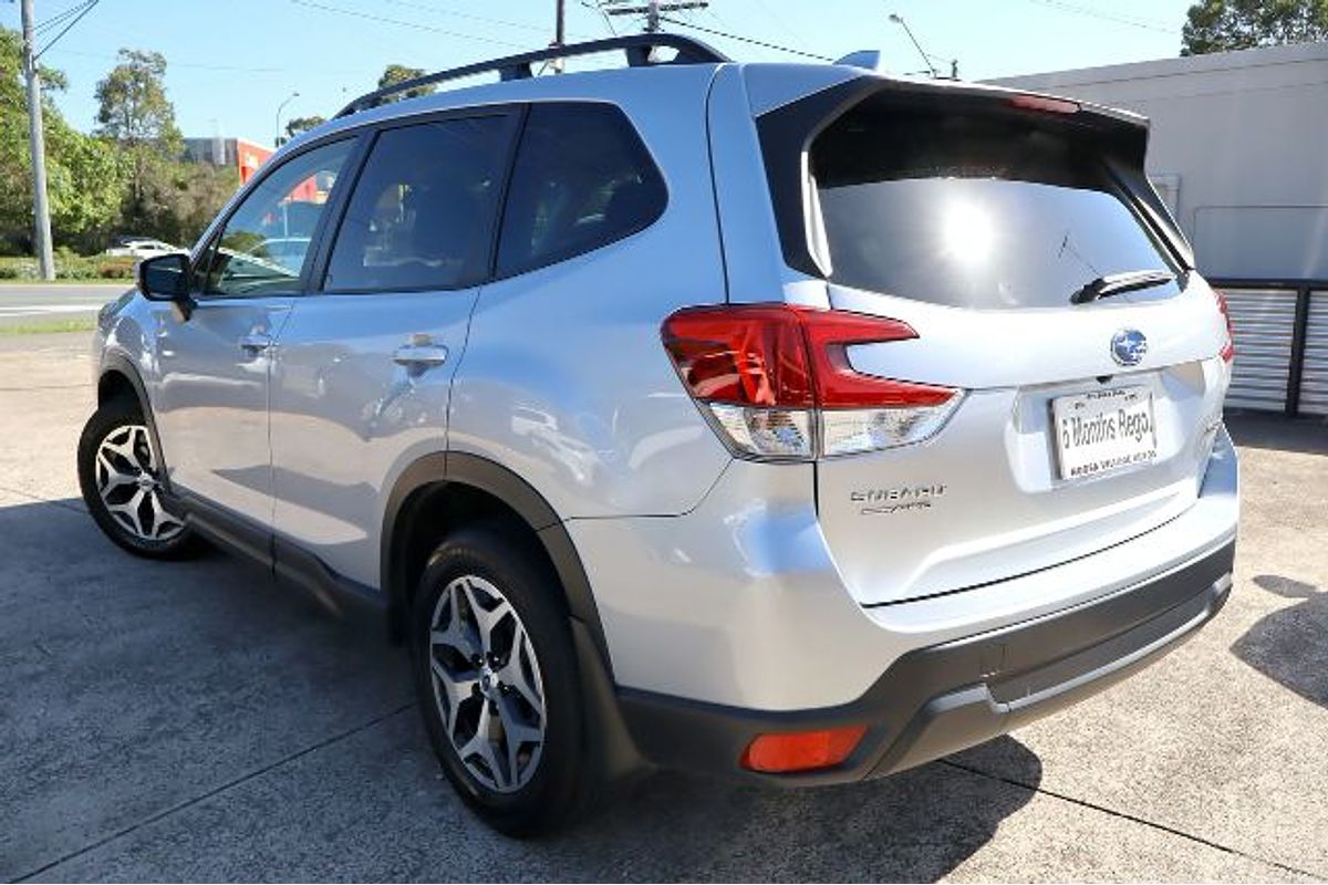 2023 Subaru Forester 2.5i S5