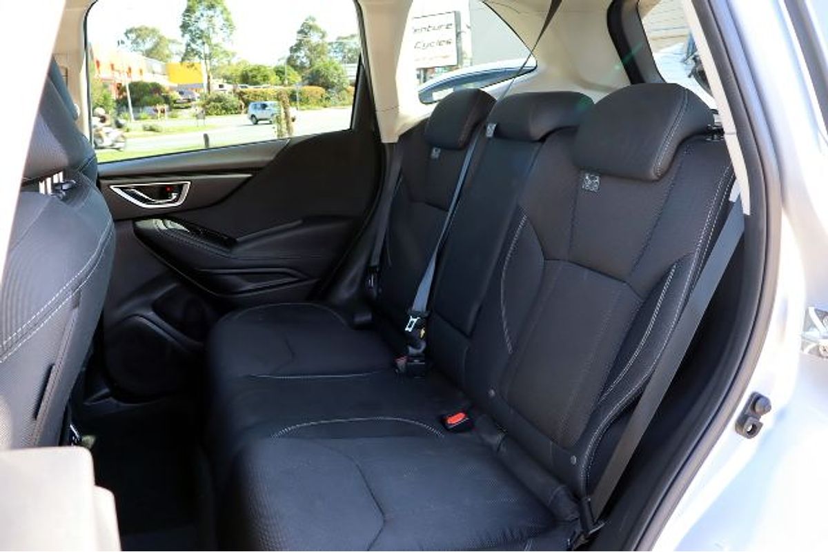 2023 Subaru Forester 2.5i S5