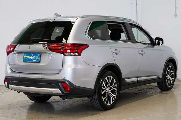 2016 Mitsubishi Outlander LS Safety Pack ZK