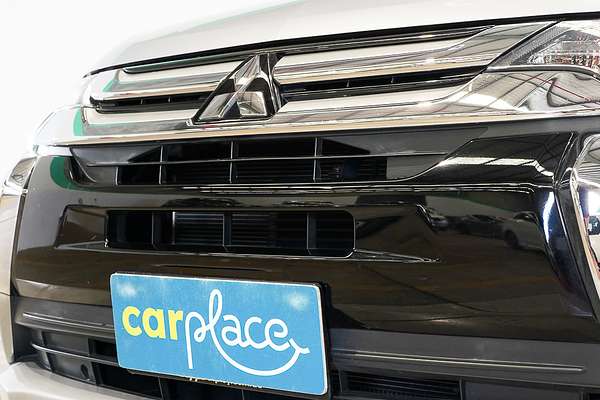 2016 Mitsubishi Outlander LS Safety Pack ZK