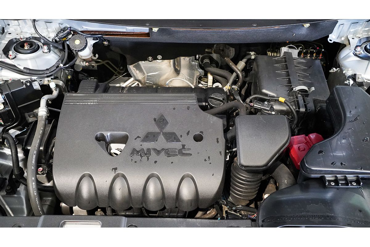 2016 Mitsubishi Outlander LS Safety Pack ZK