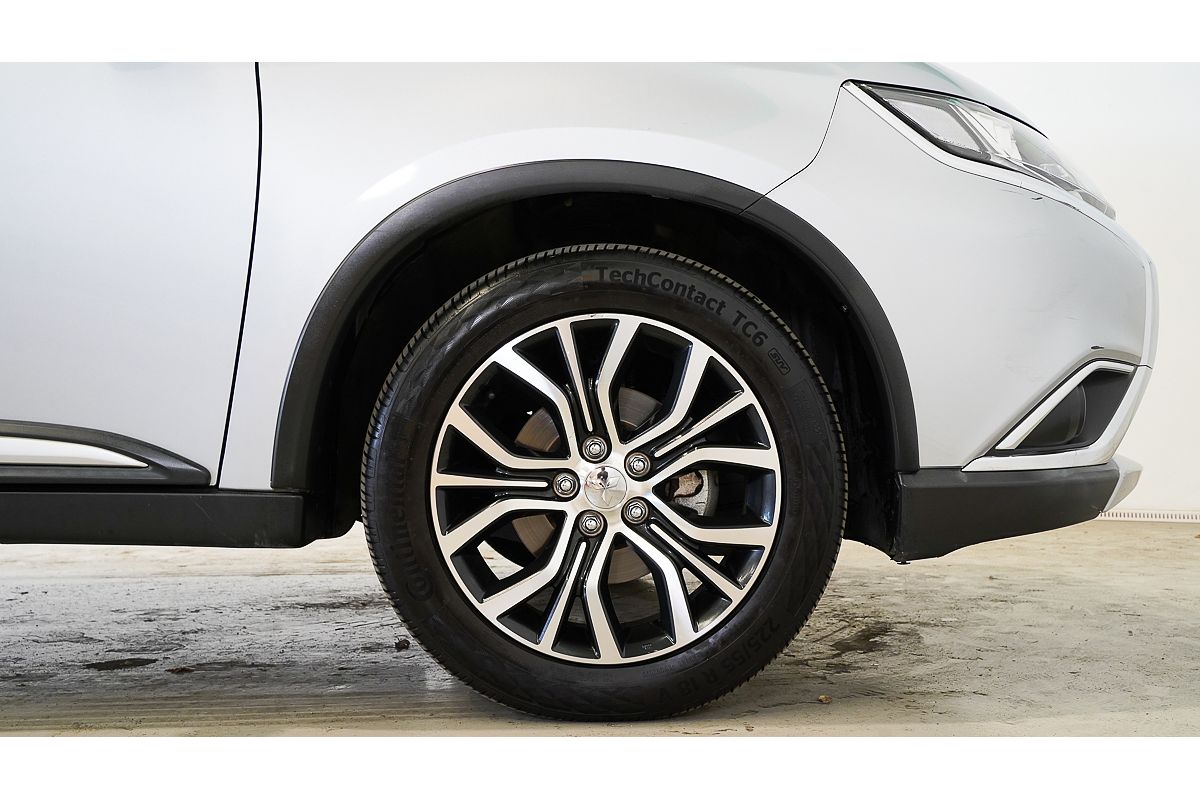 2016 Mitsubishi Outlander LS Safety Pack ZK