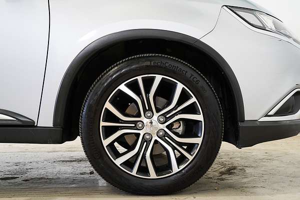 2016 Mitsubishi Outlander LS Safety Pack ZK