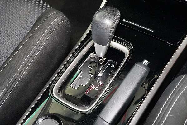 2016 Mitsubishi Outlander LS Safety Pack ZK