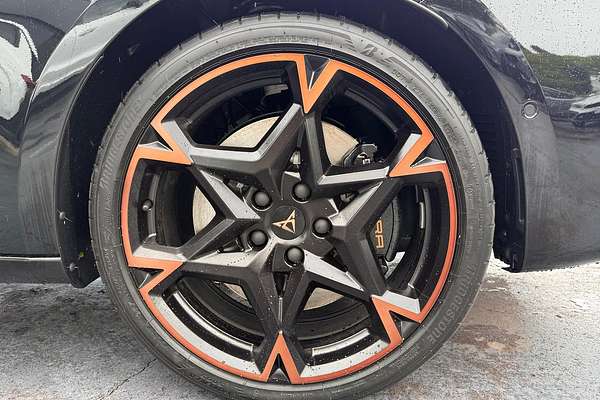 2025 CUPRA Leon VZe KL