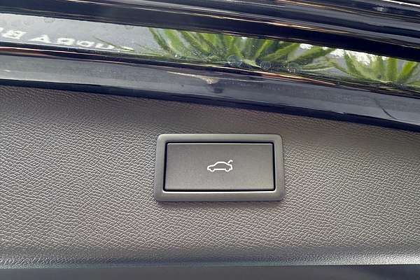 2025 CUPRA Leon VZe KL