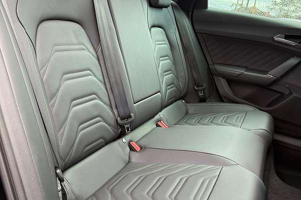 2025 CUPRA Leon VZe KL