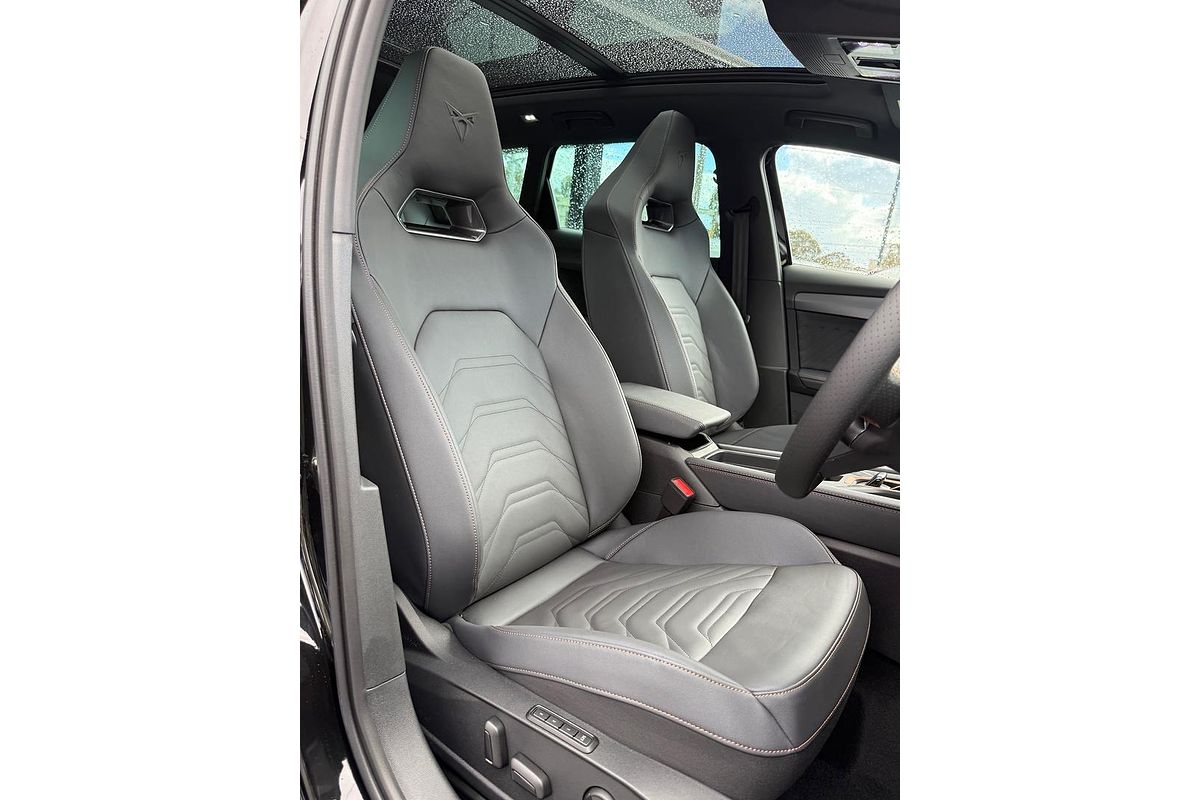 2025 CUPRA Leon VZe KL