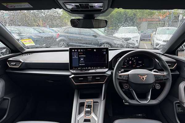 2025 CUPRA Leon VZe KL