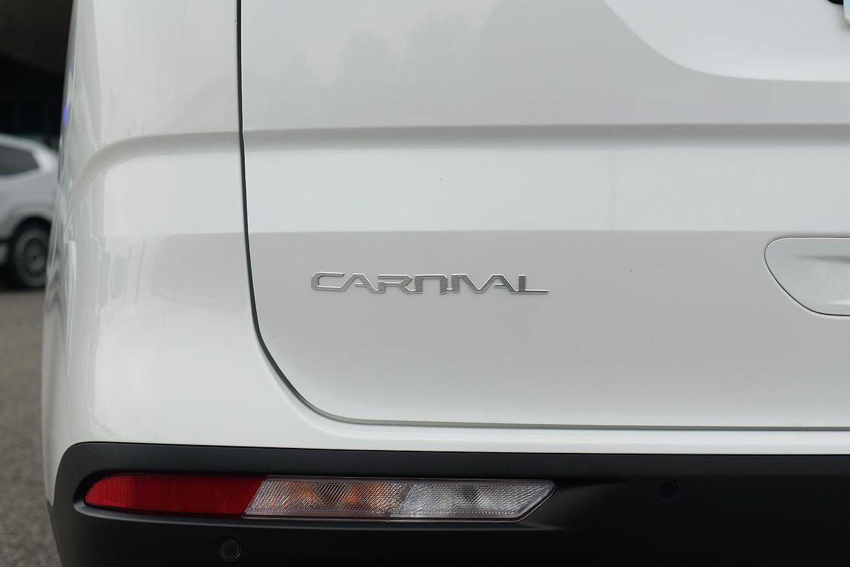 2023 Kia Carnival Special Edition KA4