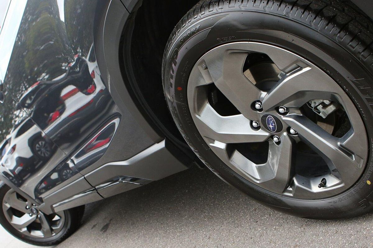 2025 Subaru Forester STI Sport S5