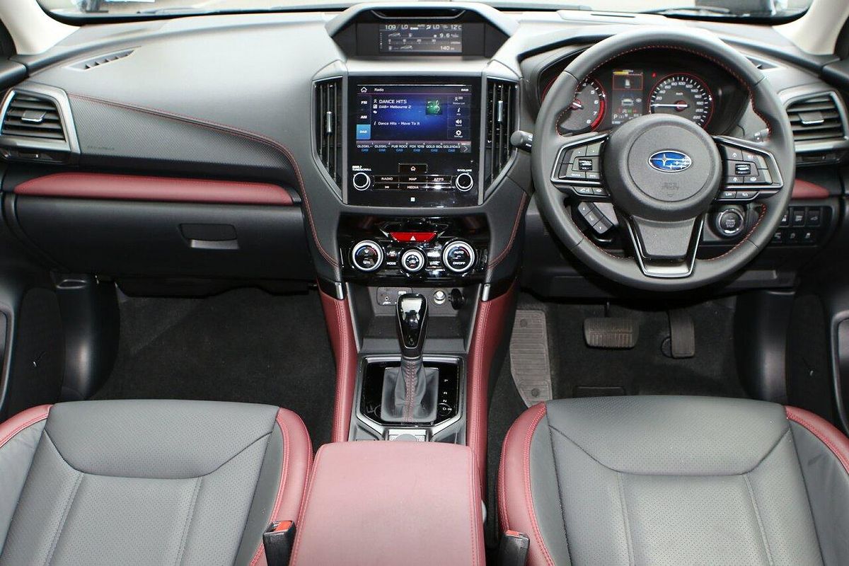 2025 Subaru Forester STI Sport S5