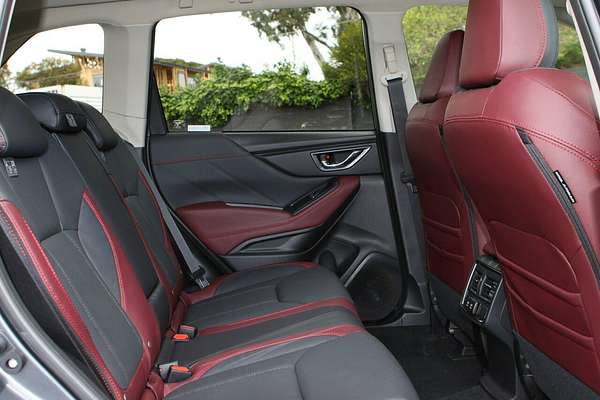 2025 Subaru Forester STI Sport S5