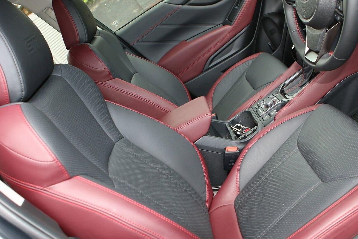 2025 Subaru Forester STI Sport S5