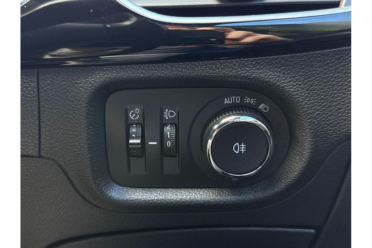 2019 Holden Astra R BK