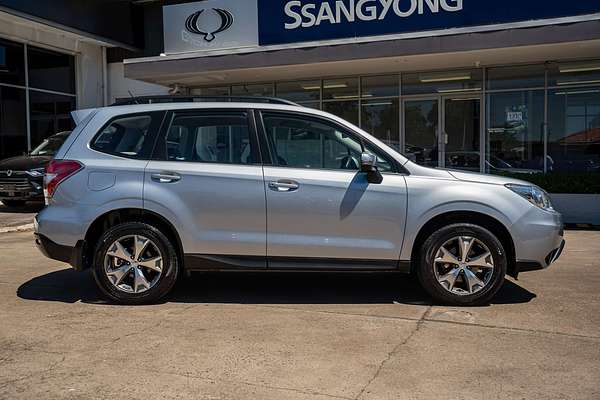 2015 Subaru Forester 2.5i-L S4